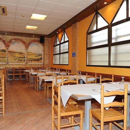 Hostal Venecia Асагра Экстерьер фото