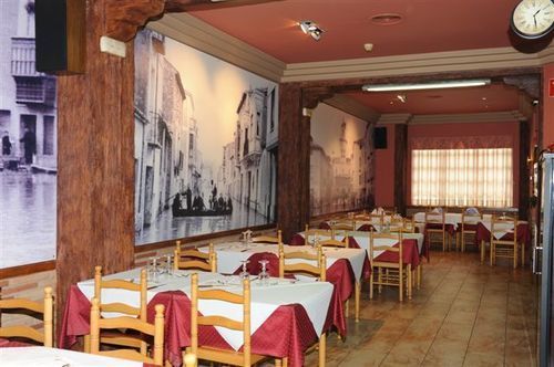 Hostal Venecia Асагра Экстерьер фото