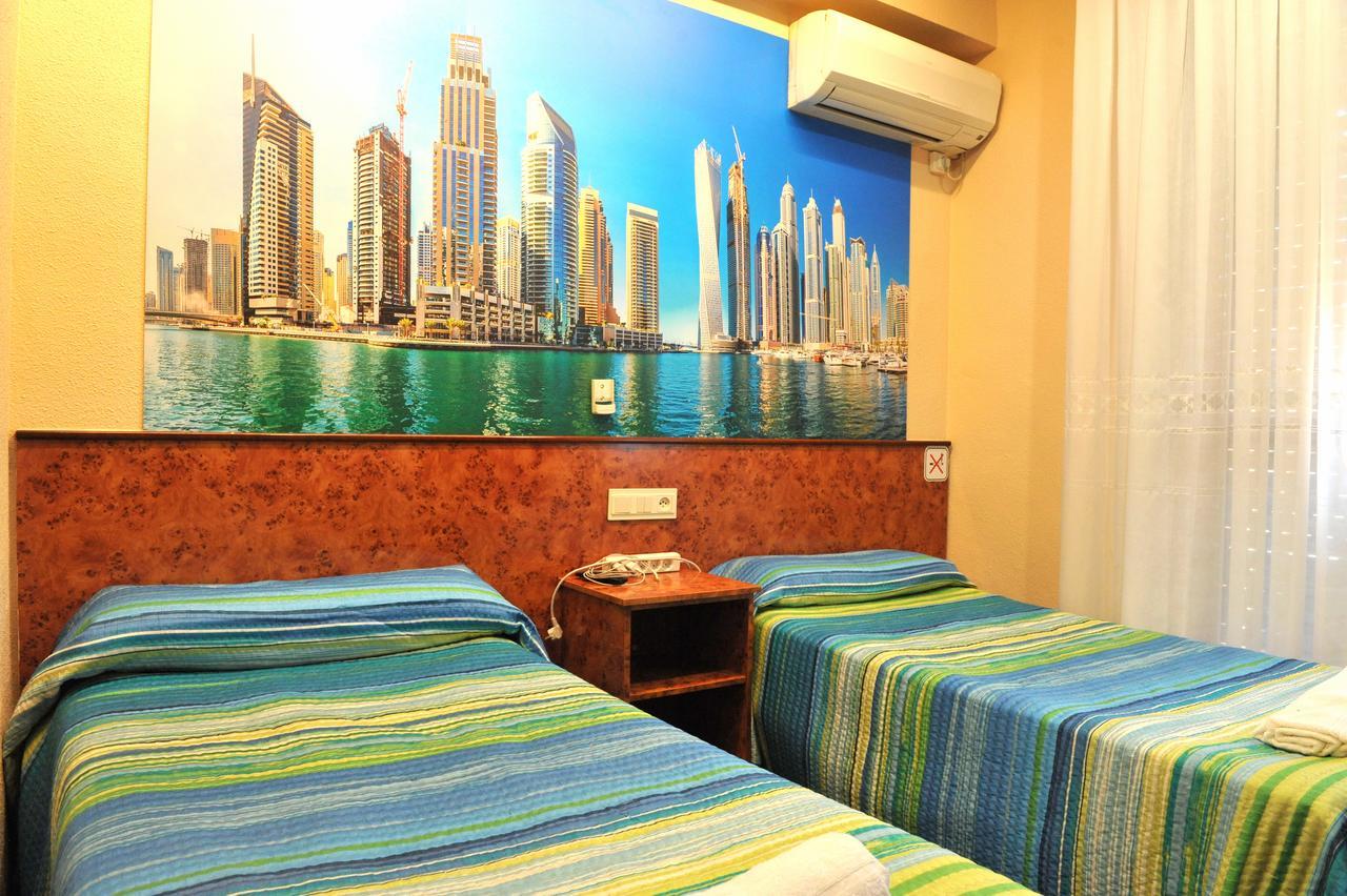 Hostal Venecia Асагра Экстерьер фото